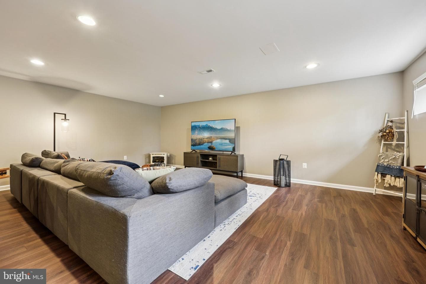 10913 Howland Drive photo 33