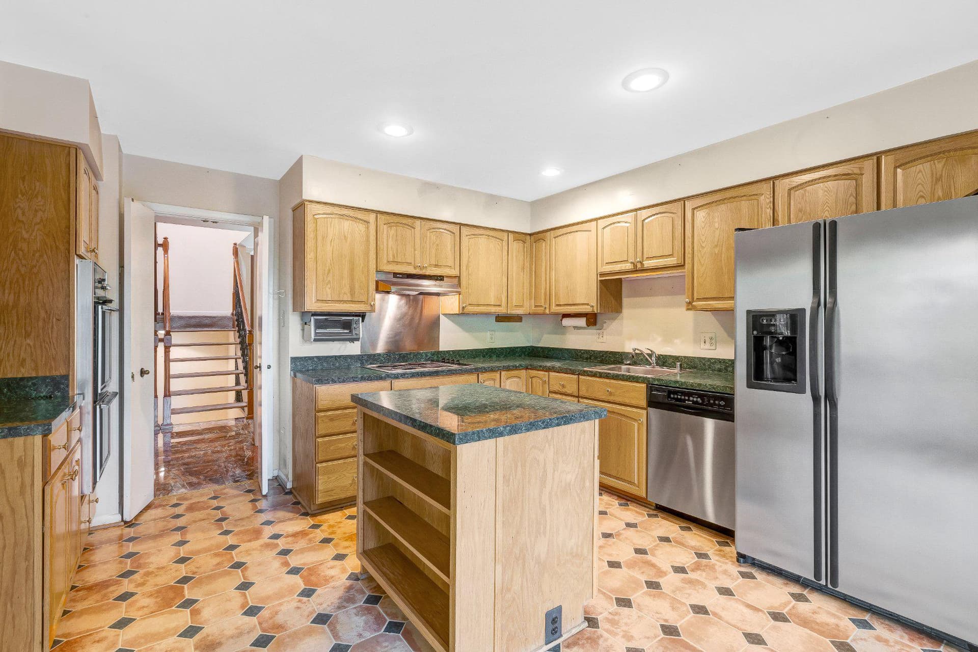10910 Miller Road photo 13