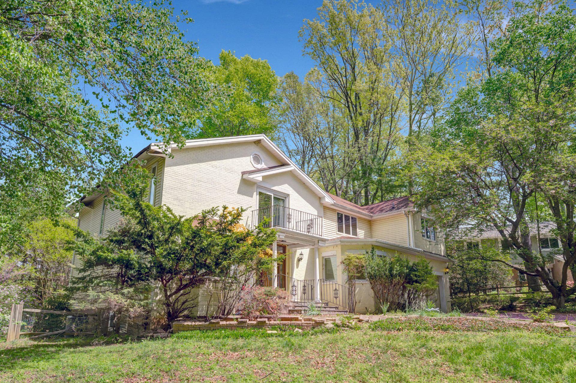 10910 Miller Road photo 2