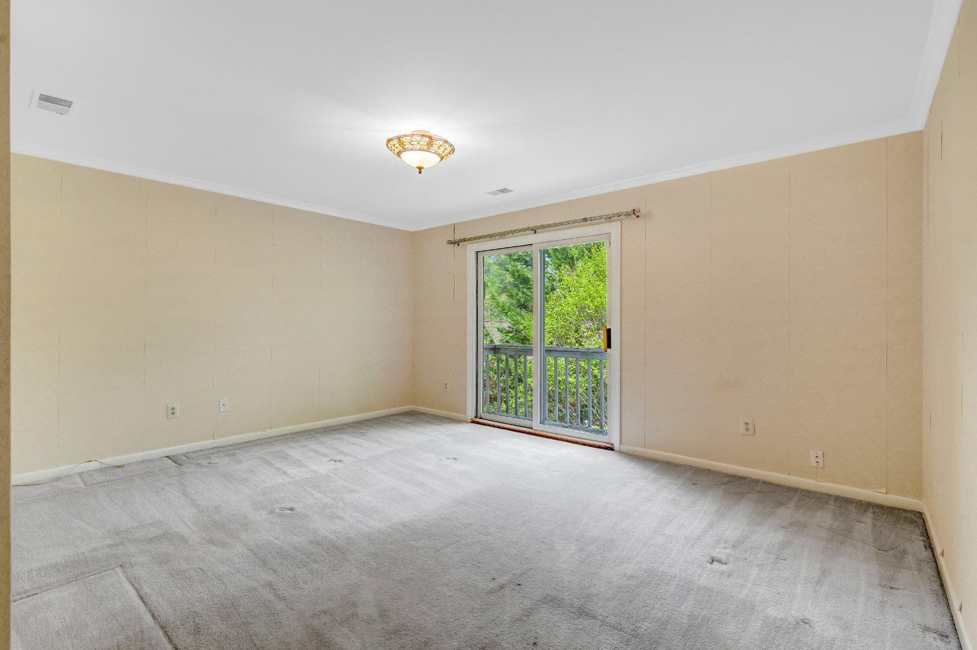 10910 Miller Road photo 35