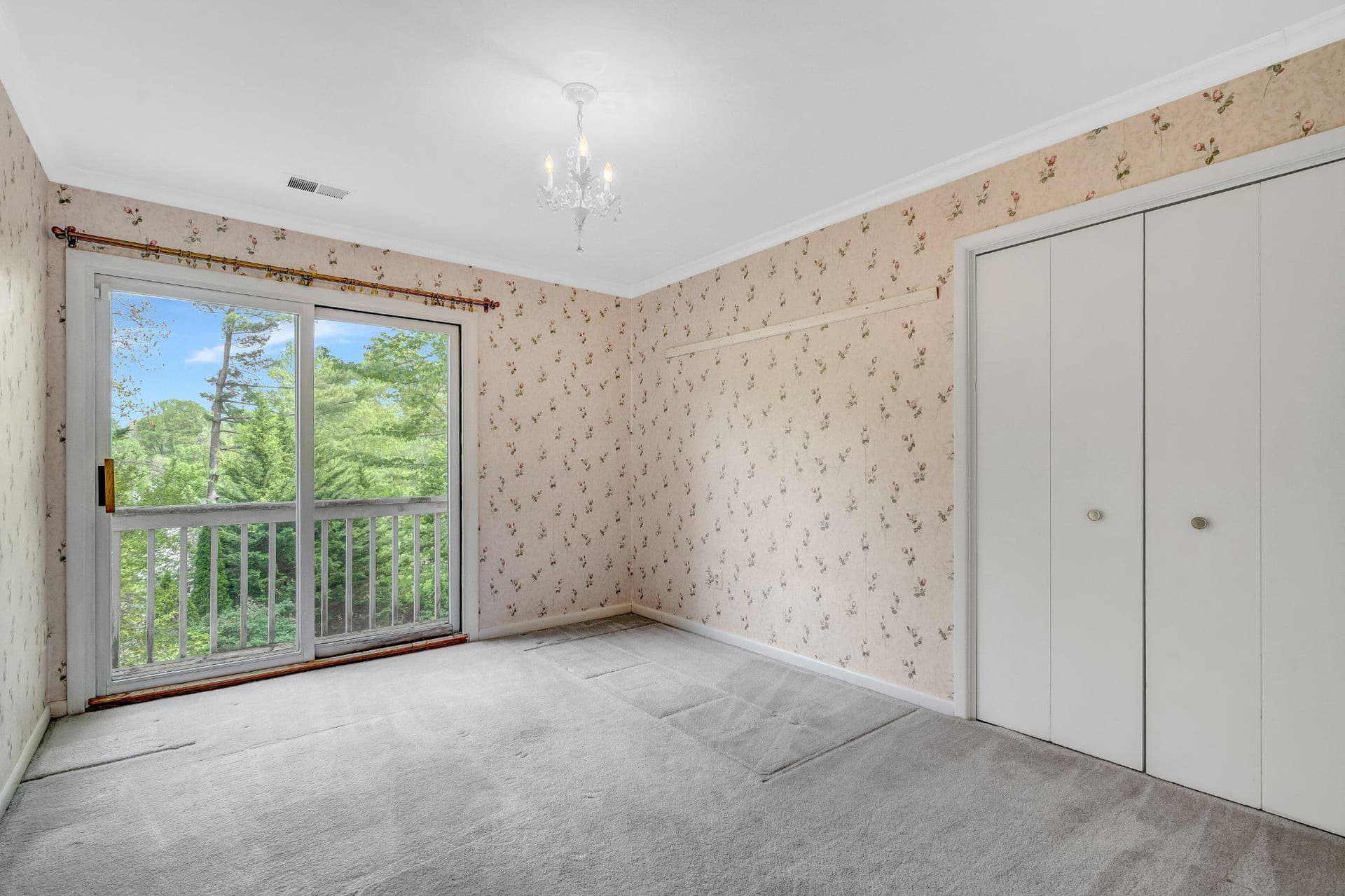 10910 Miller Road photo 37