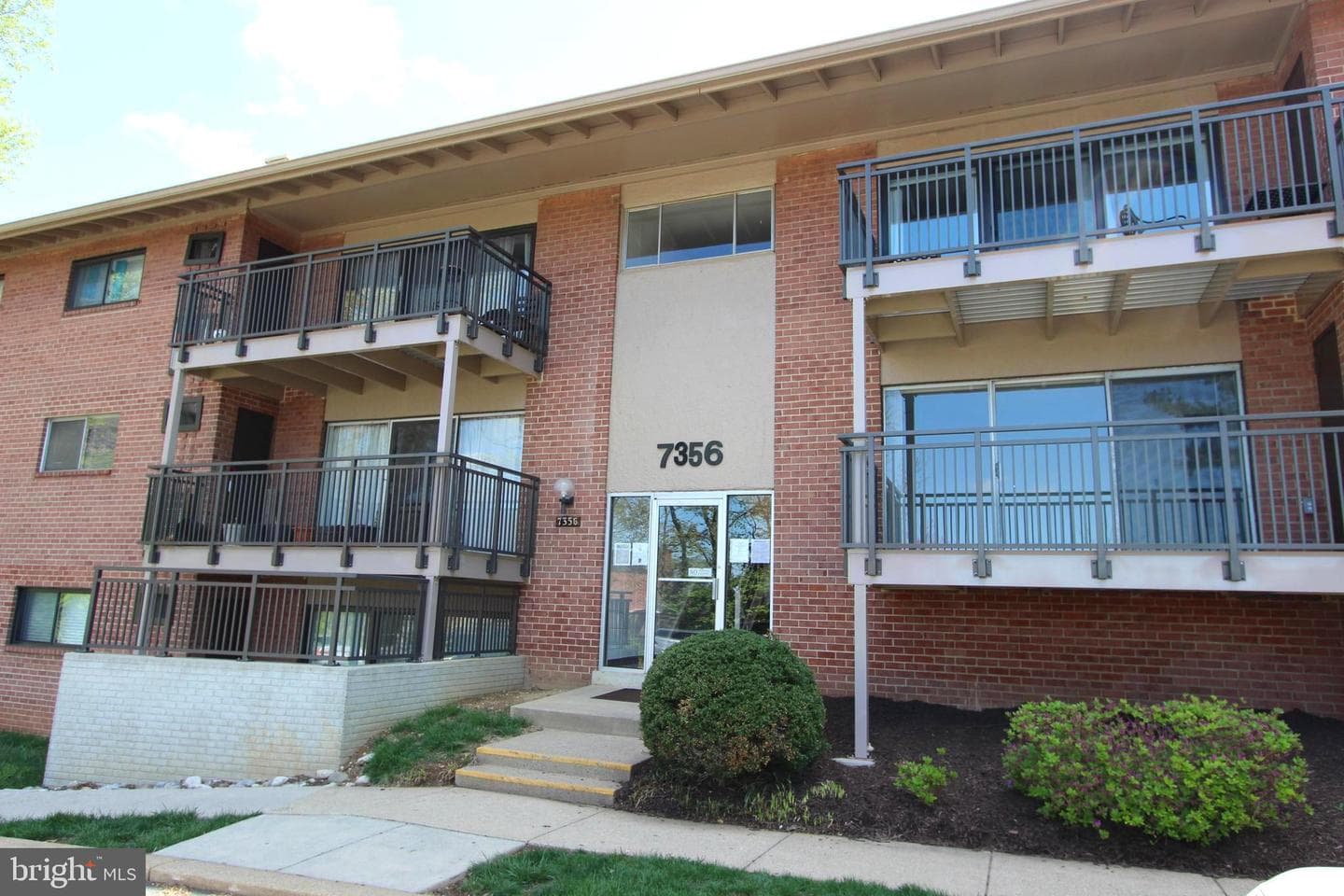 7356 Lee Highway #t3 photo 2