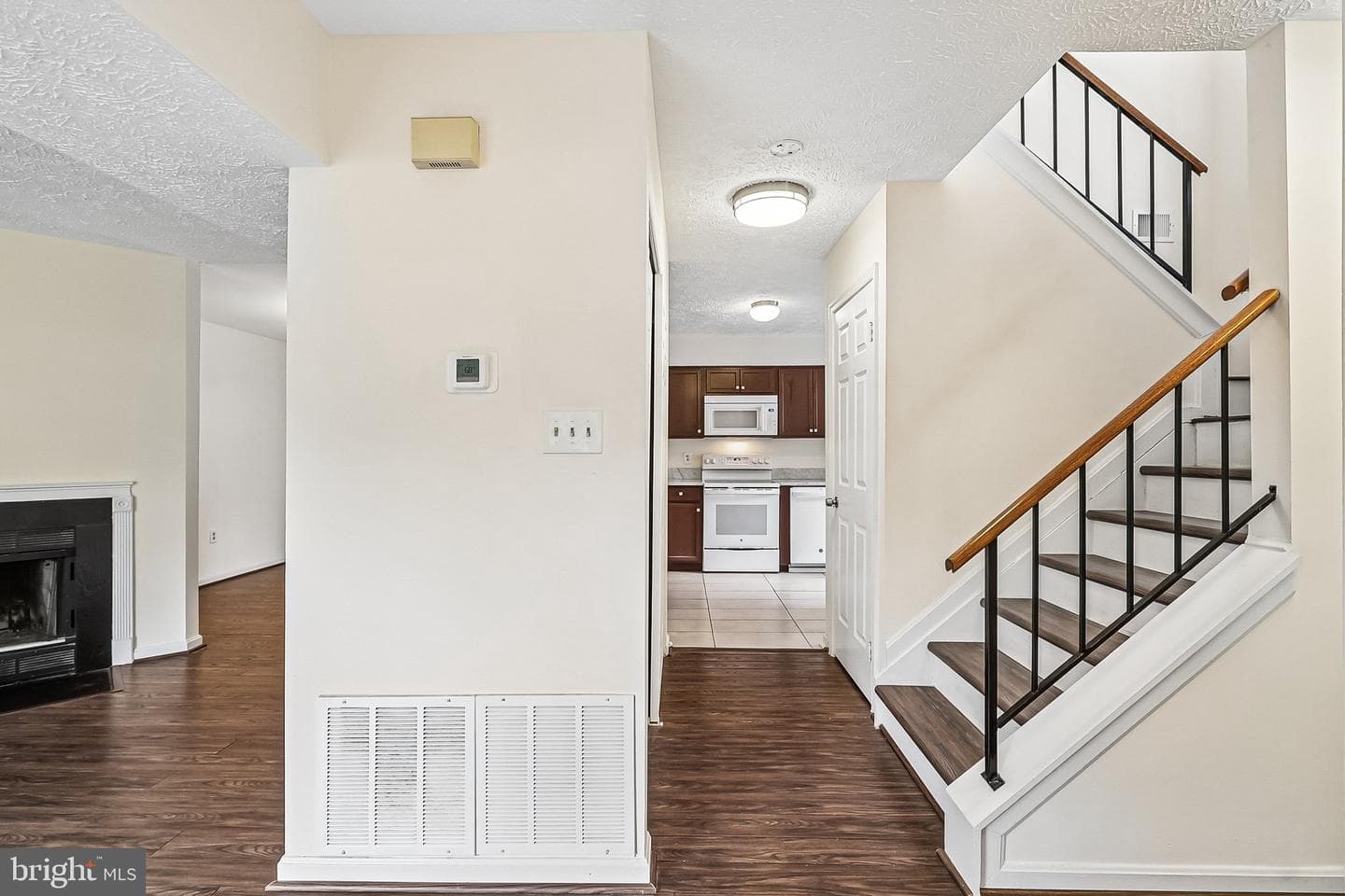 14002 Walter Bowie Lane photo 4