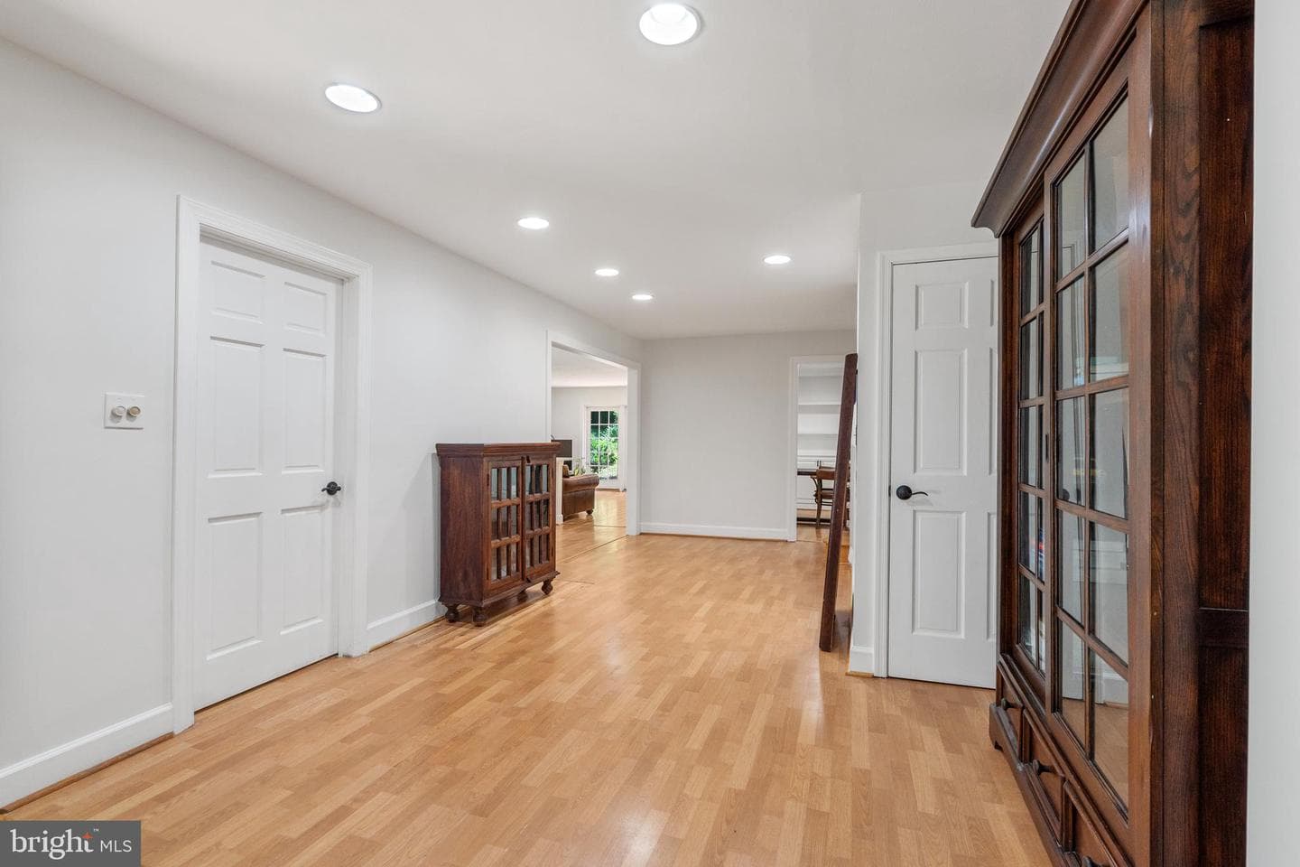 10418 Adel Road photo 29
