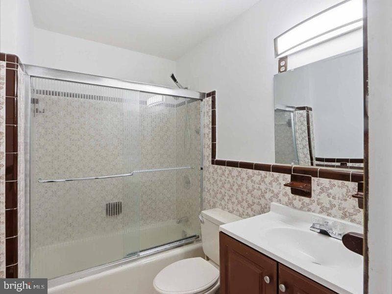 6404 Inwood Drive photo 14