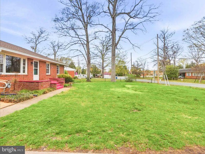 6404 Inwood Drive photo 4