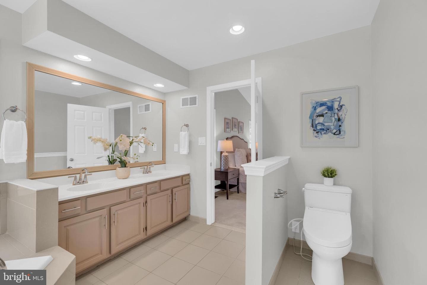 8101 Overlake Court photo 36