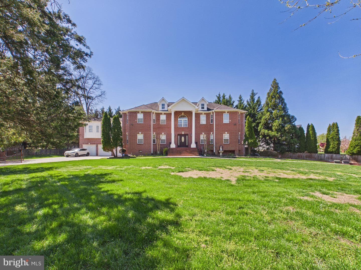 7801 Ridgewood Dr, Annandale