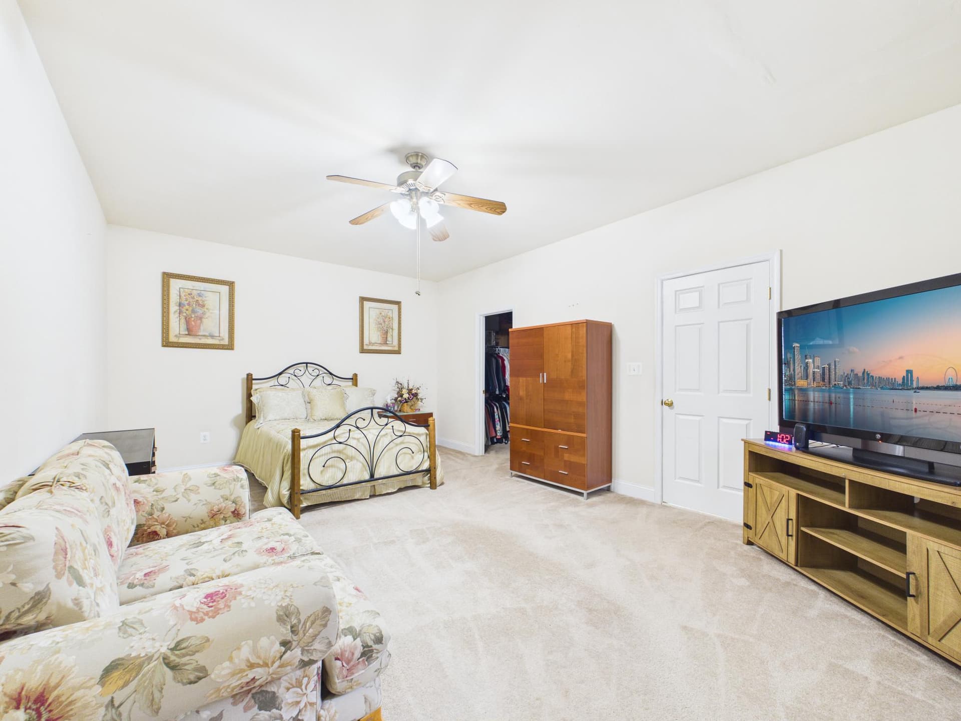 7801 Ridgewood Dr photo 26