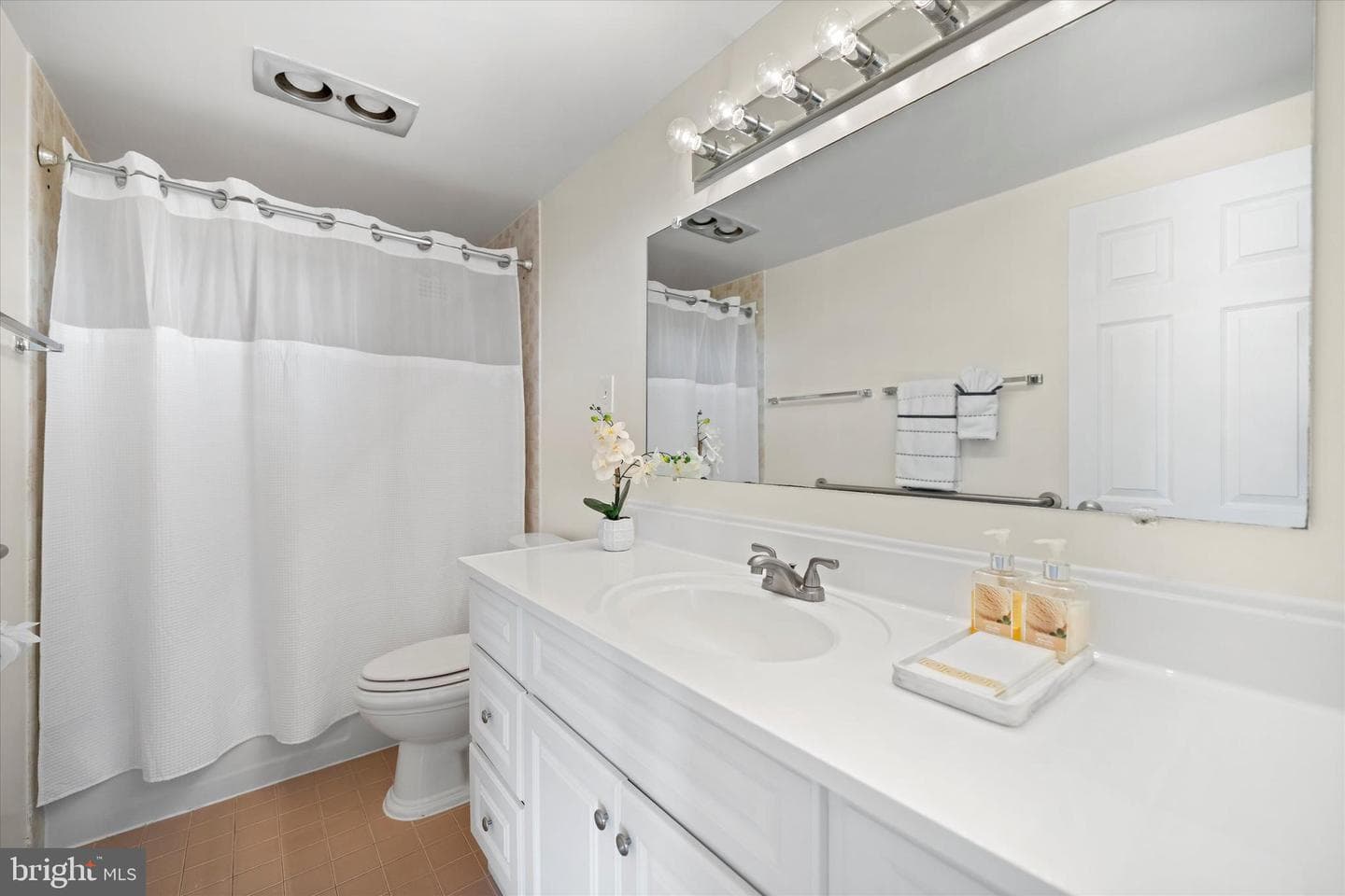 3701 S George Mason Drive #1501n photo 15