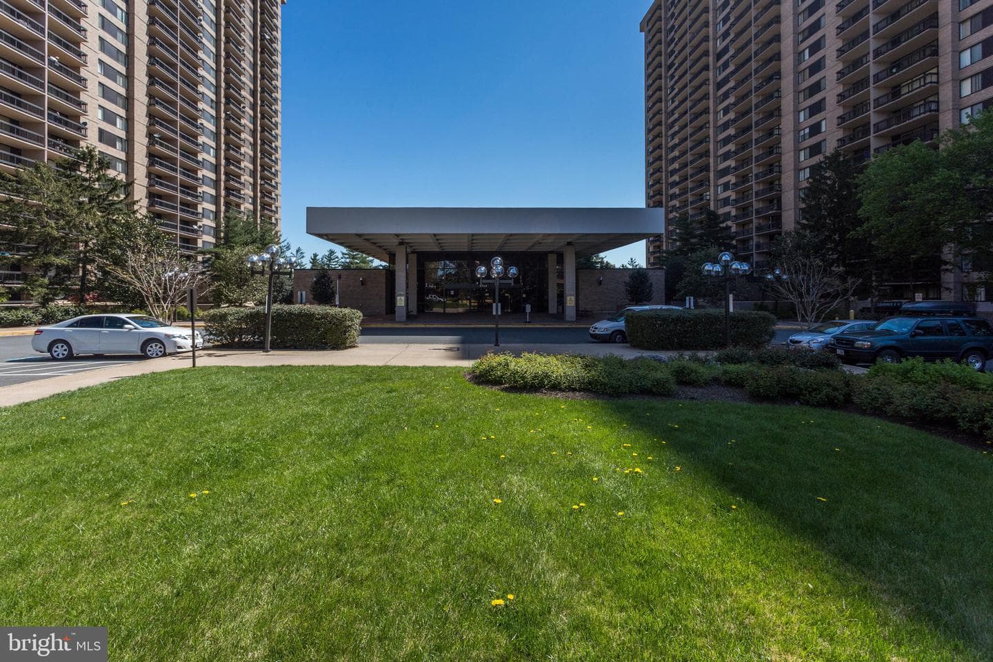 3701 S George Mason Drive #1501n photo 17