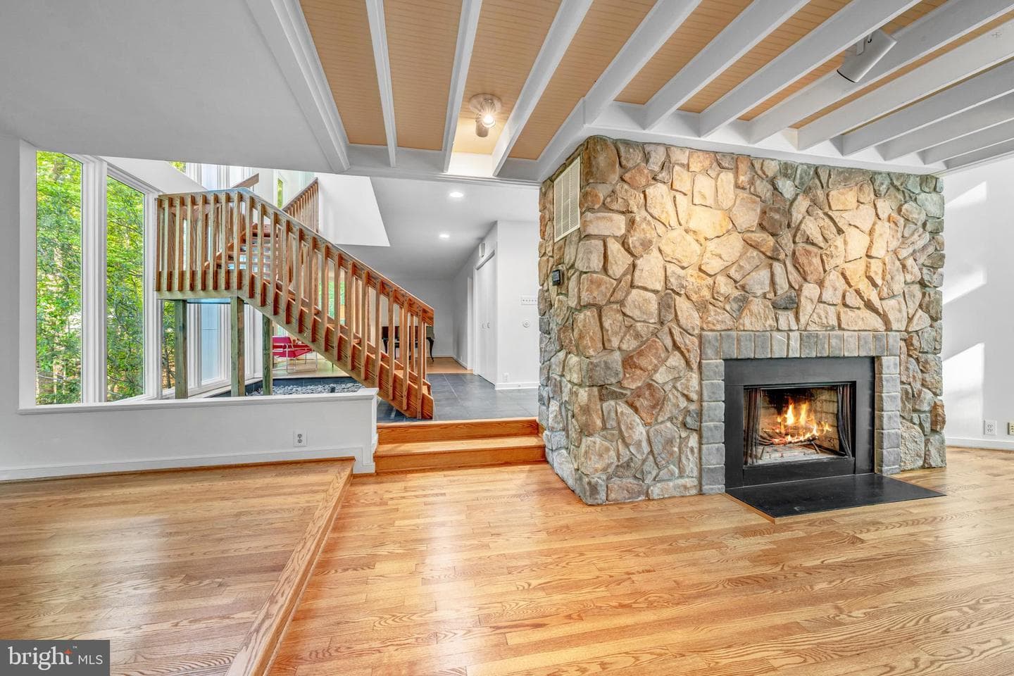 125 Eagles Mere Road photo 17