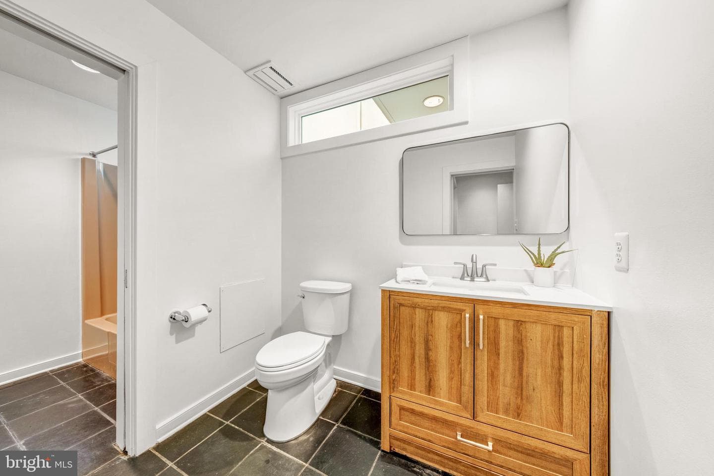 125 Eagles Mere Road photo 27