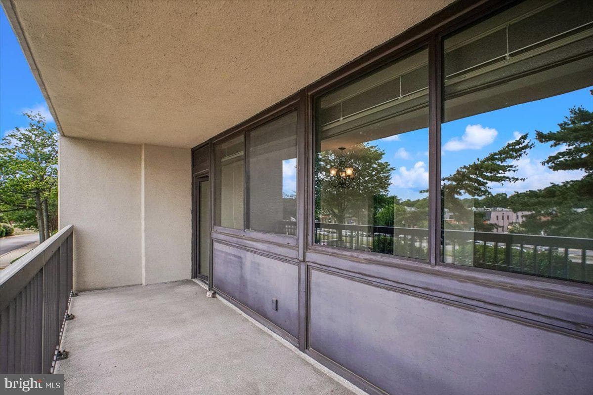 5501 Seminary Road #106s photo 14