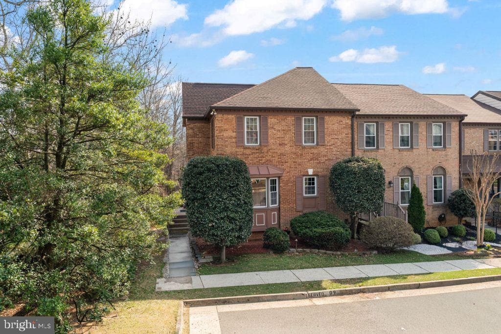 2851 Yarn Court photo 51