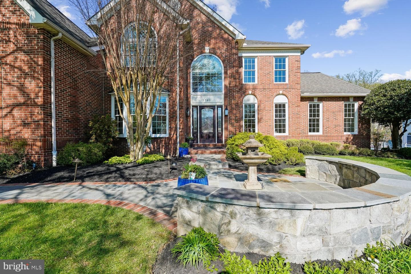 1703 Raleigh Hill Road photo 3