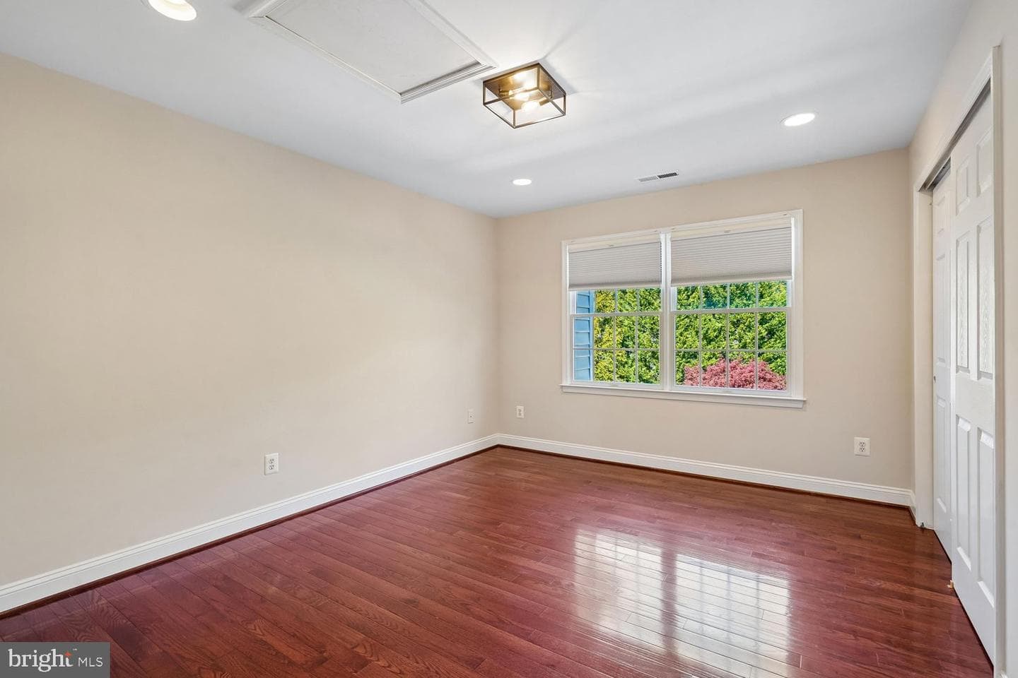 1703 Raleigh Hill Road photo 33