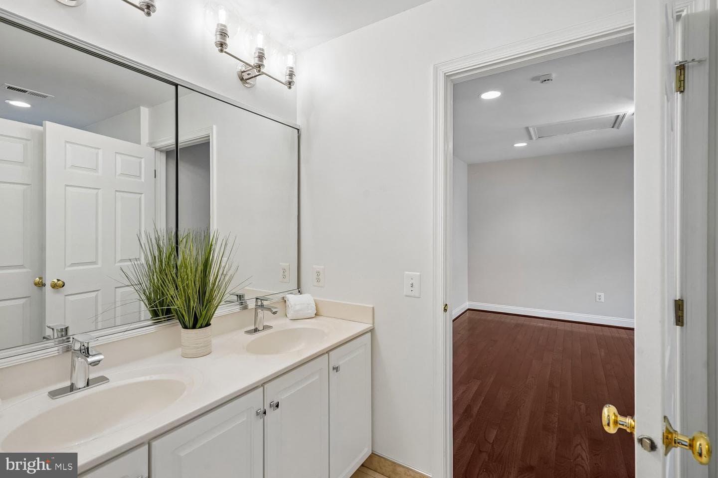 1703 Raleigh Hill Road photo 34