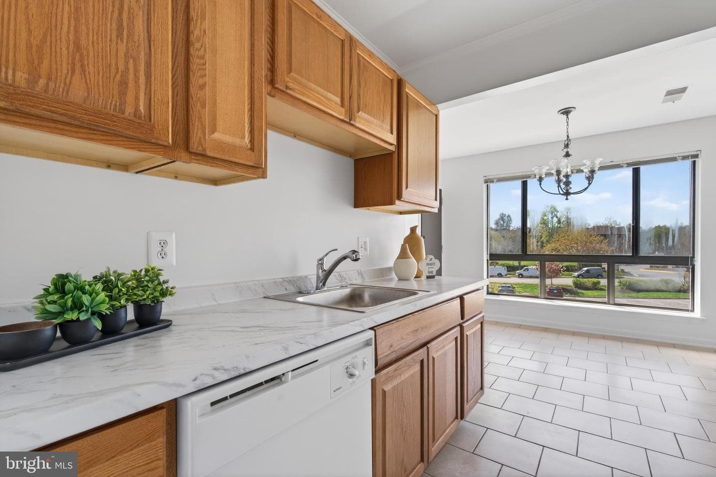 561 Florida Avenue #204 photo 3