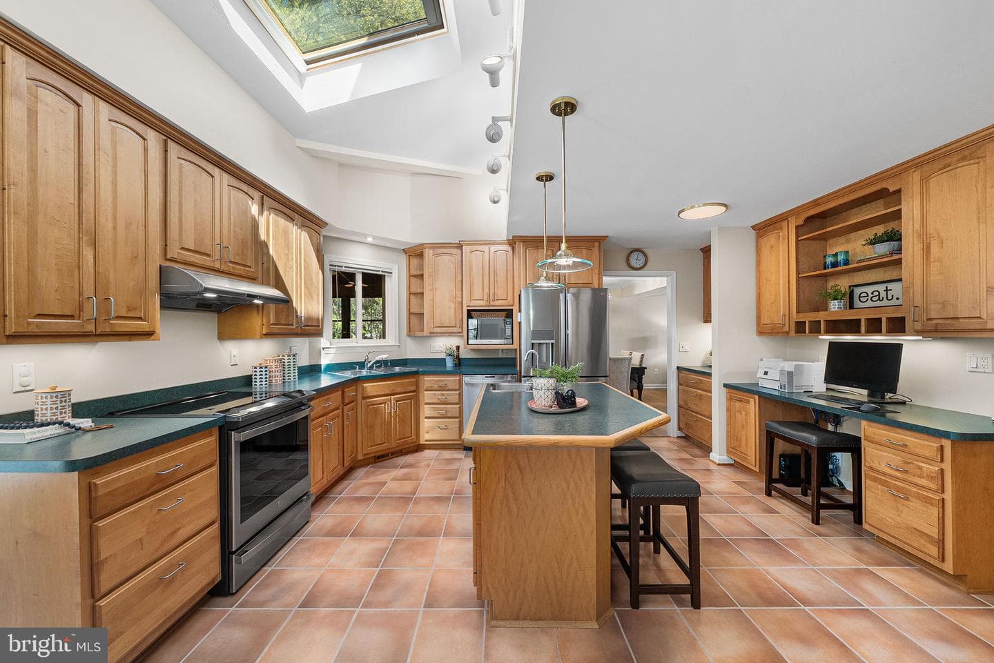 4224 Holborn Avenue photo 24