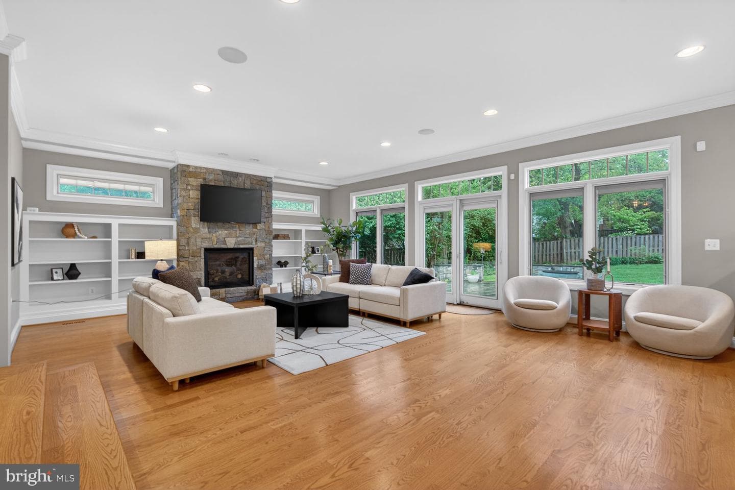 1854 Abbotsford Drive photo 27