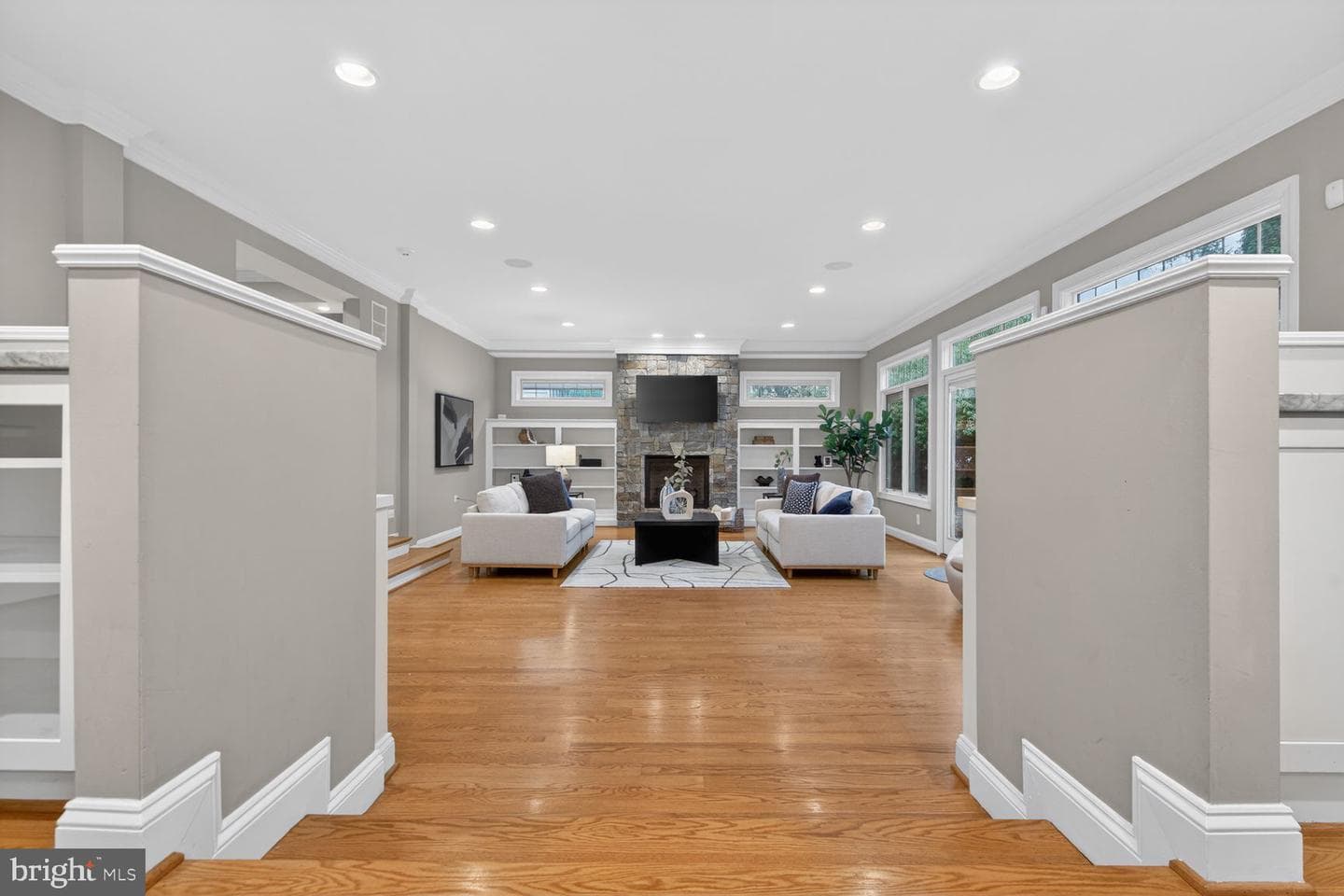1854 Abbotsford Drive photo 29