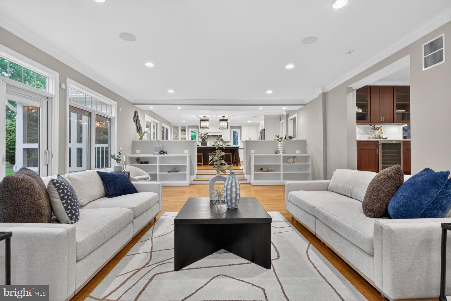 1854 Abbotsford Drive photo 32