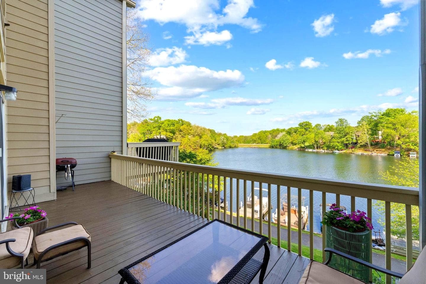 11163 Lake Chapel Lane, Reston