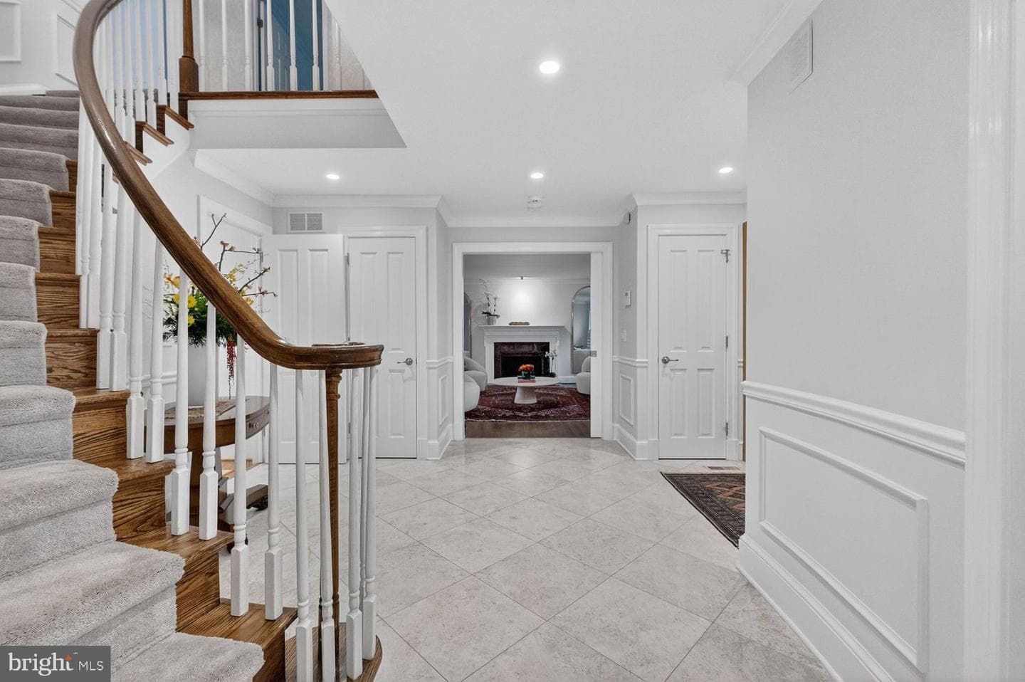 1205 Suffield Drive photo 6