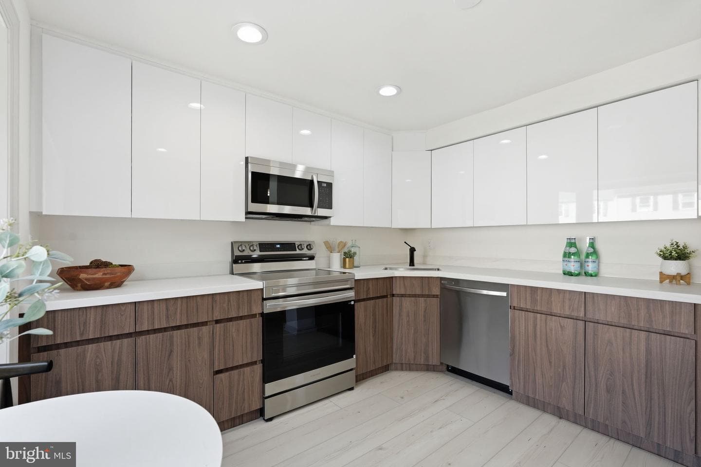 2984 Blaketon Lane photo 9