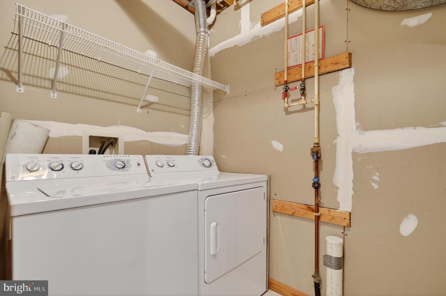 5369 Crimson Sky Court photo 32