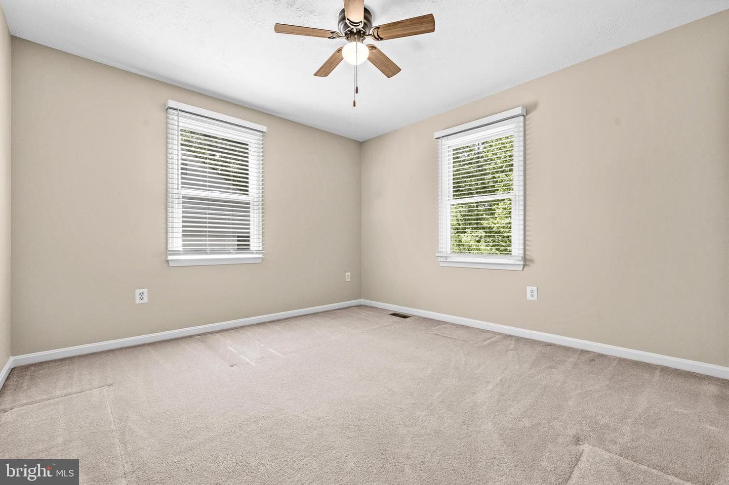 7412 Brian Run Court photo 32
