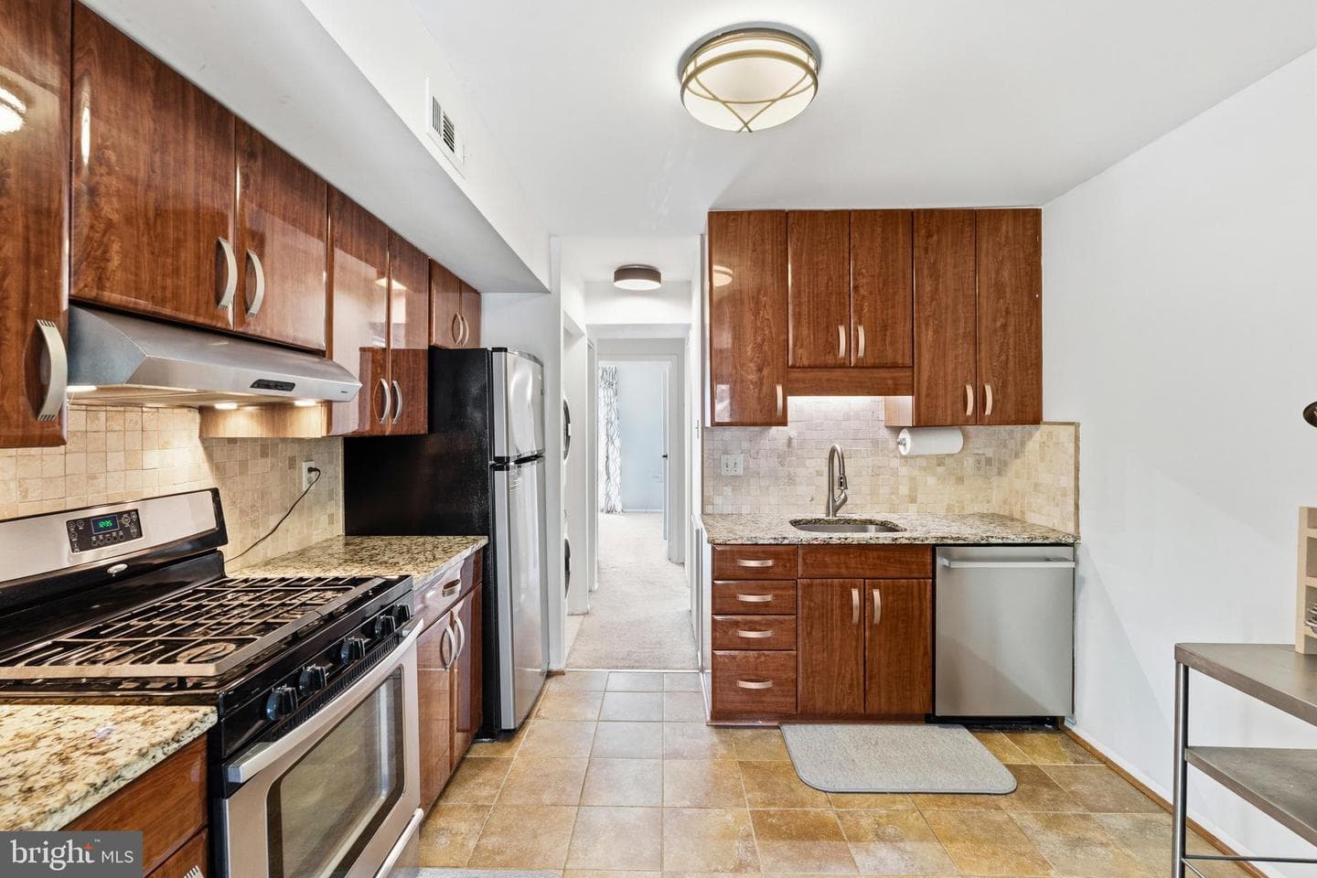 2032 Royal Fern Court #13/21a photo 14