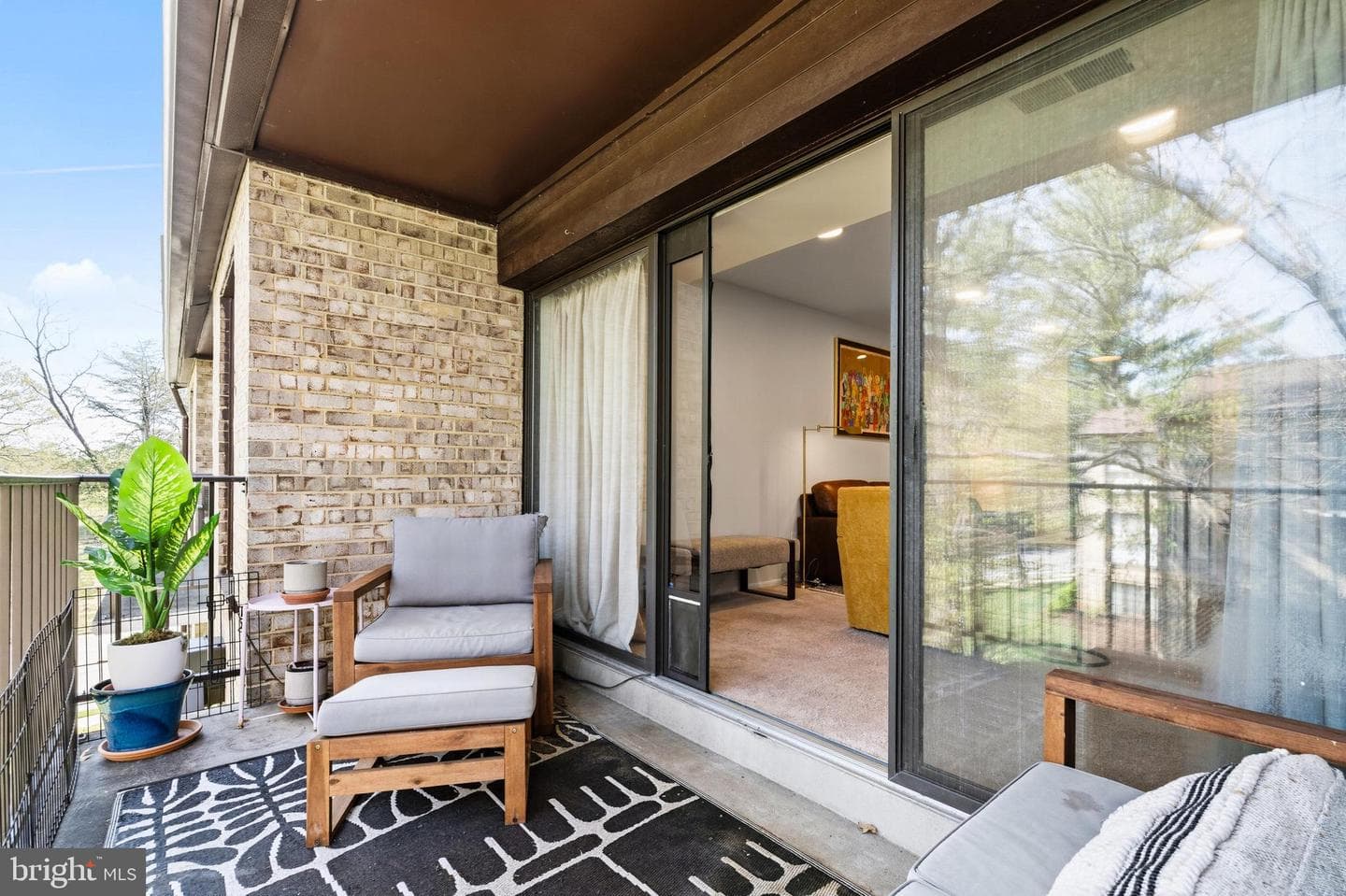 2032 Royal Fern Court #13/21a photo 9