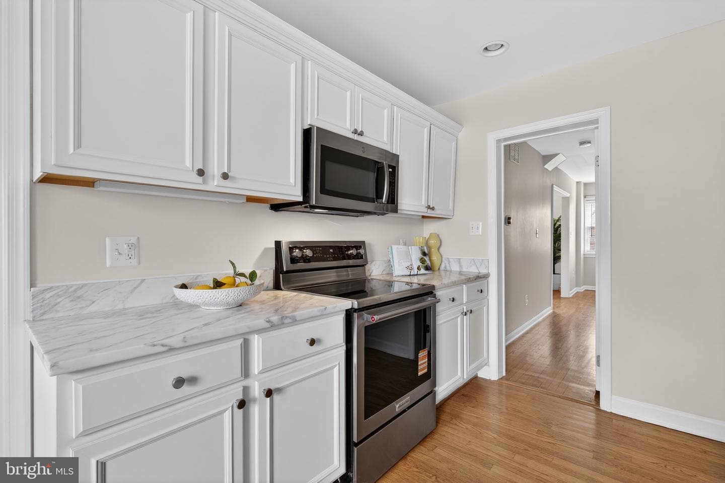 6805 Market Square Drive photo 11