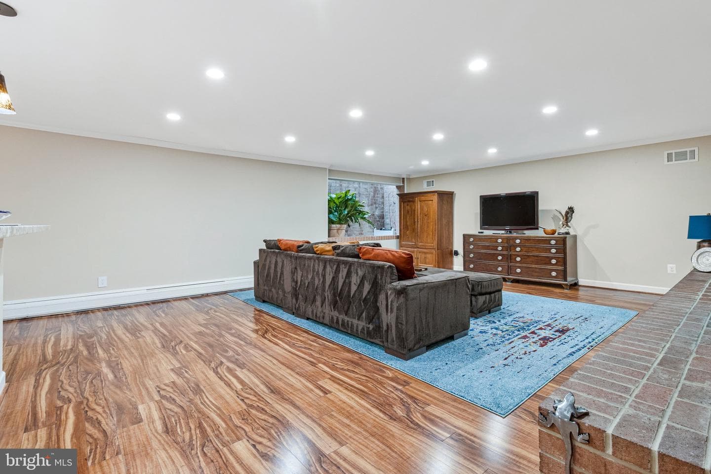 8503 W Boulevard Drive photo 48