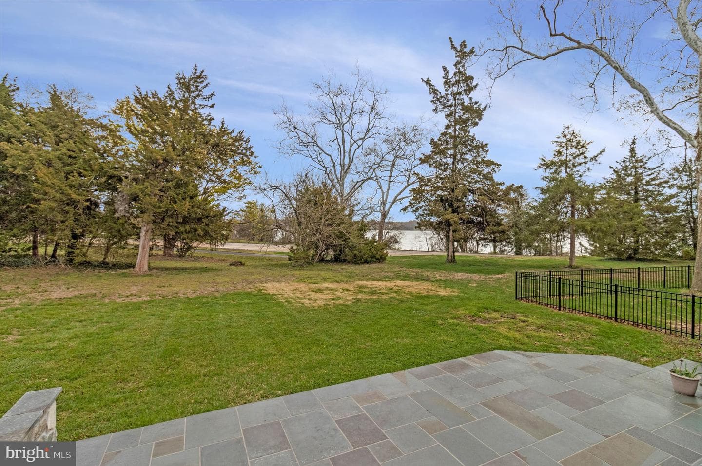8503 W Boulevard Drive photo 59