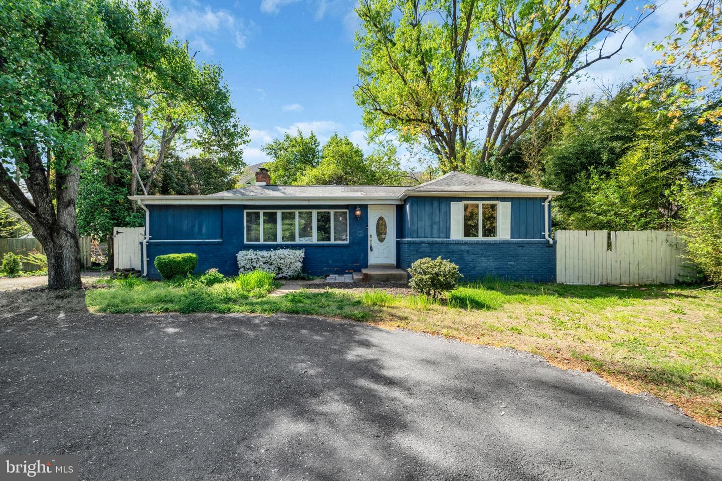 8106 Fort Hunt Road, Alexandria
