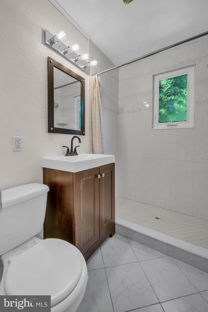 8106 Fort Hunt Road photo 32