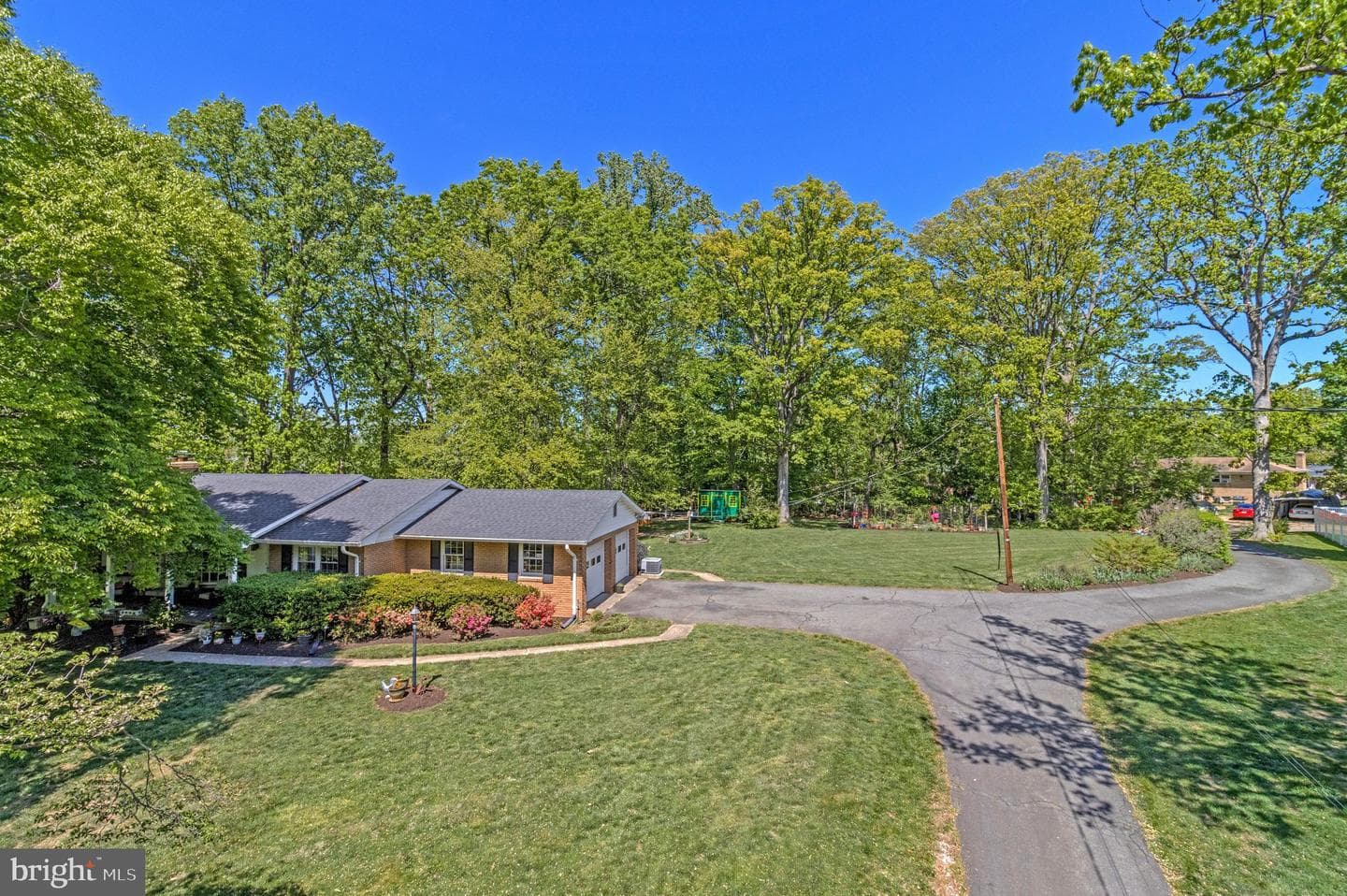 5655 Glenwood Drive photo 5