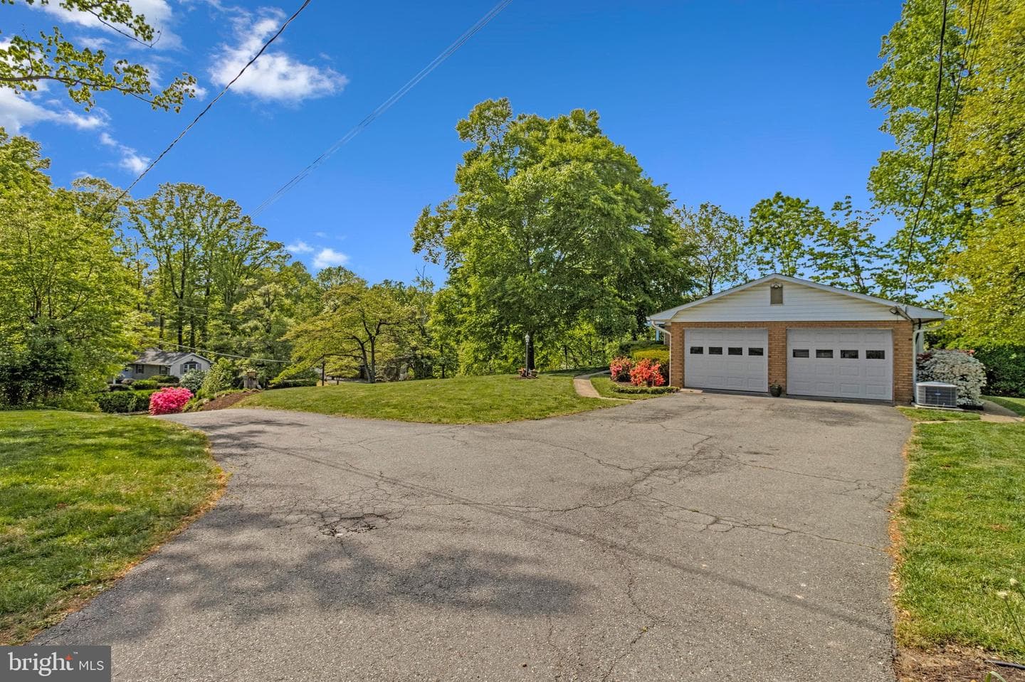 5655 Glenwood Drive photo 6