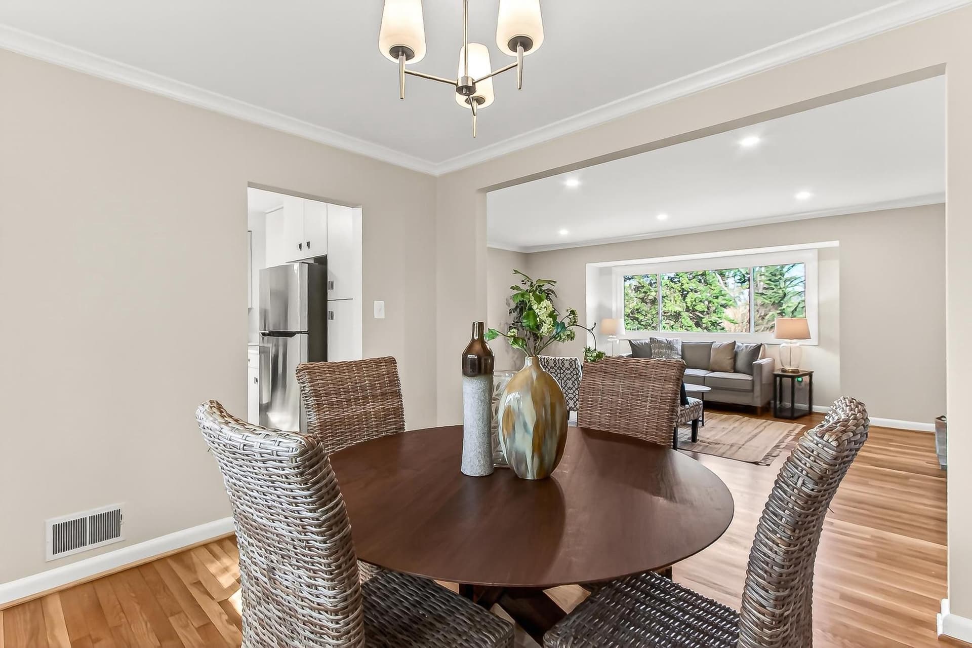 6451 Queen Anne Terrace photo 12