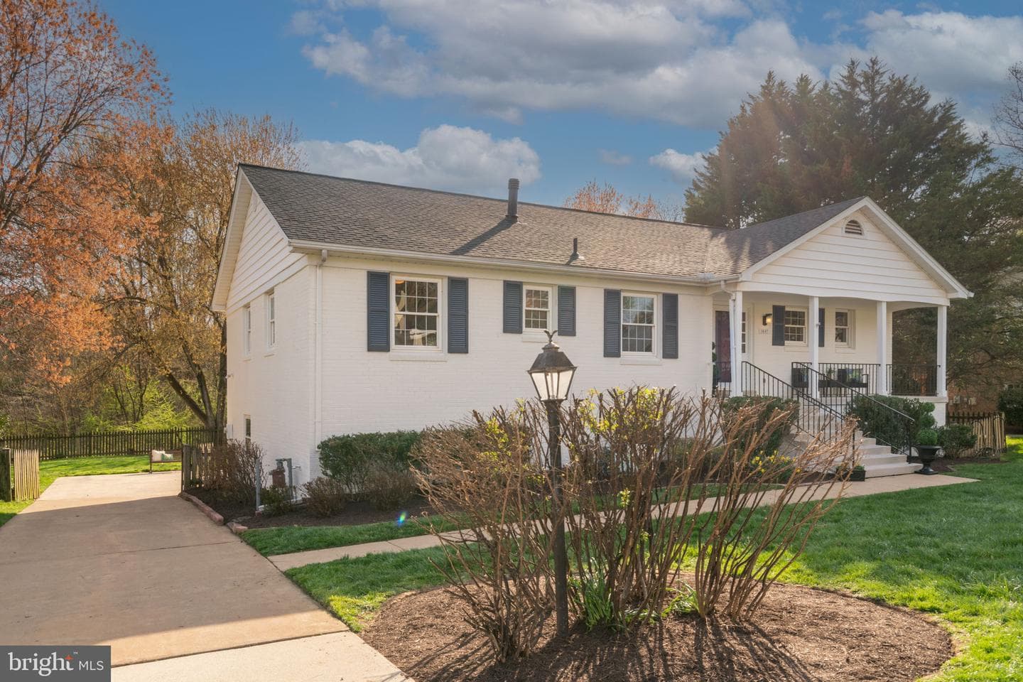 1347 Macbeth Street photo 2