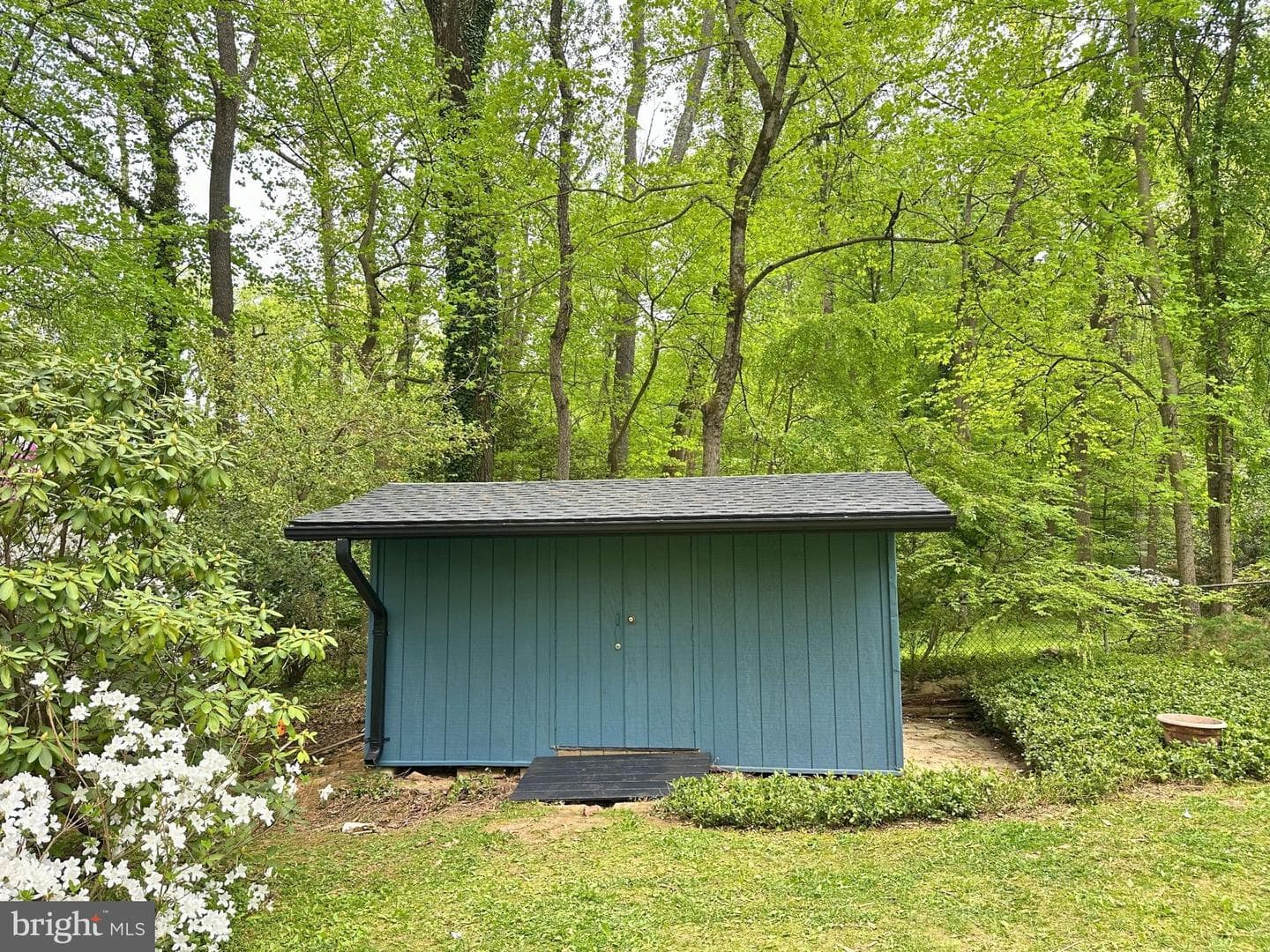 3415 Surrey Lane photo 29