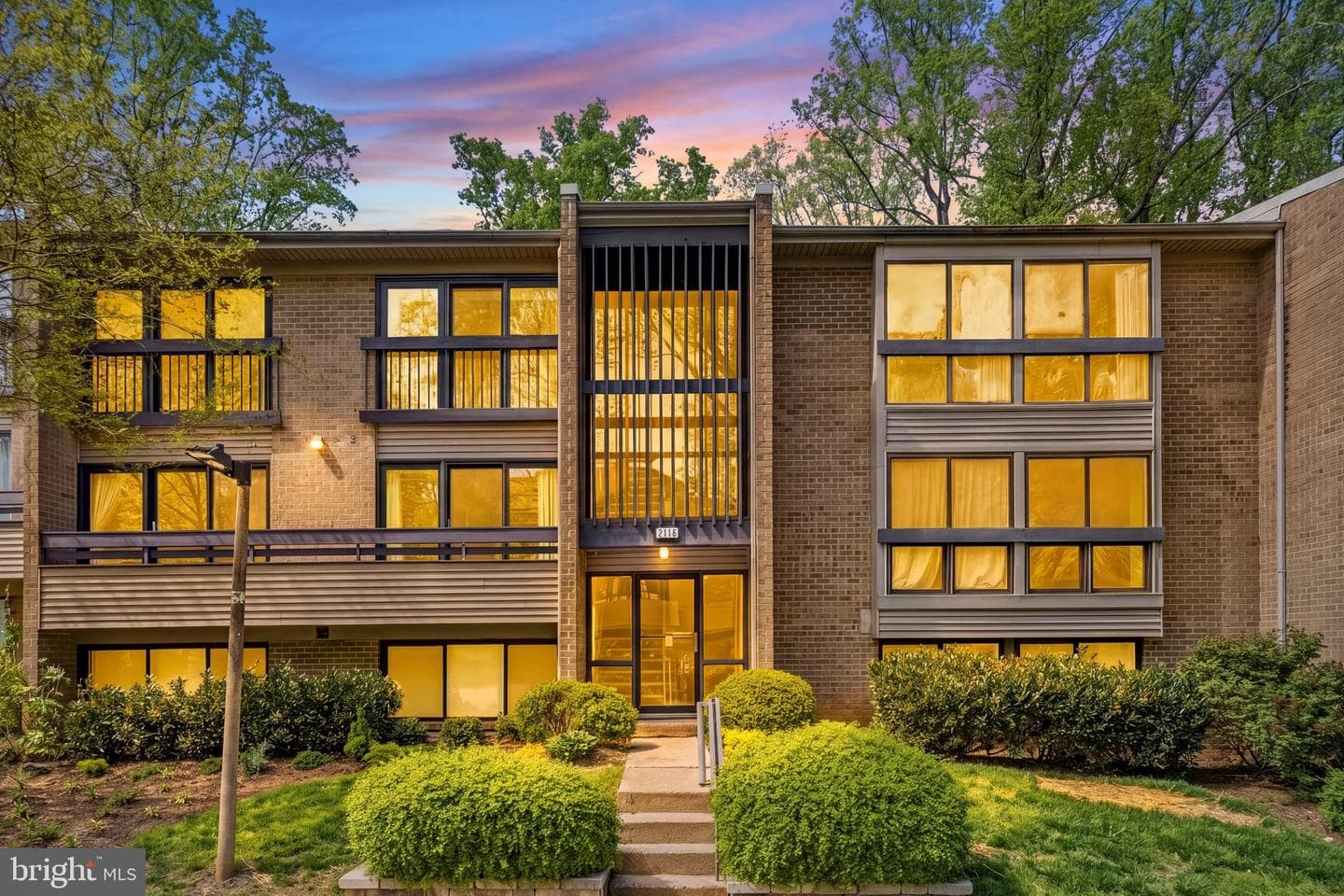 2116 Green Watch Way #200d, Reston