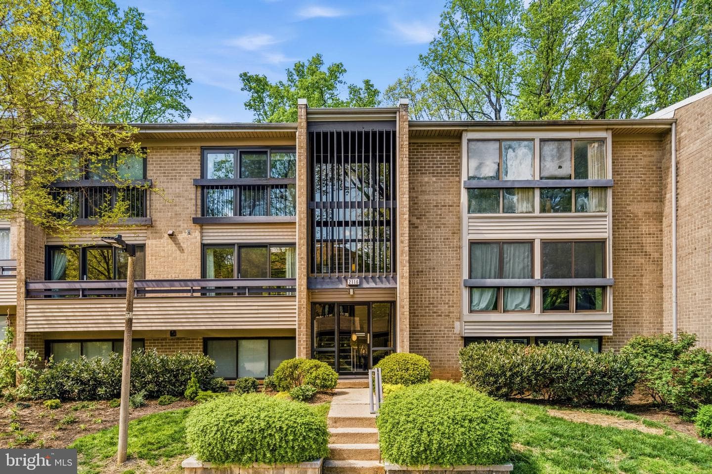 2116 Green Watch Way #200d, Reston