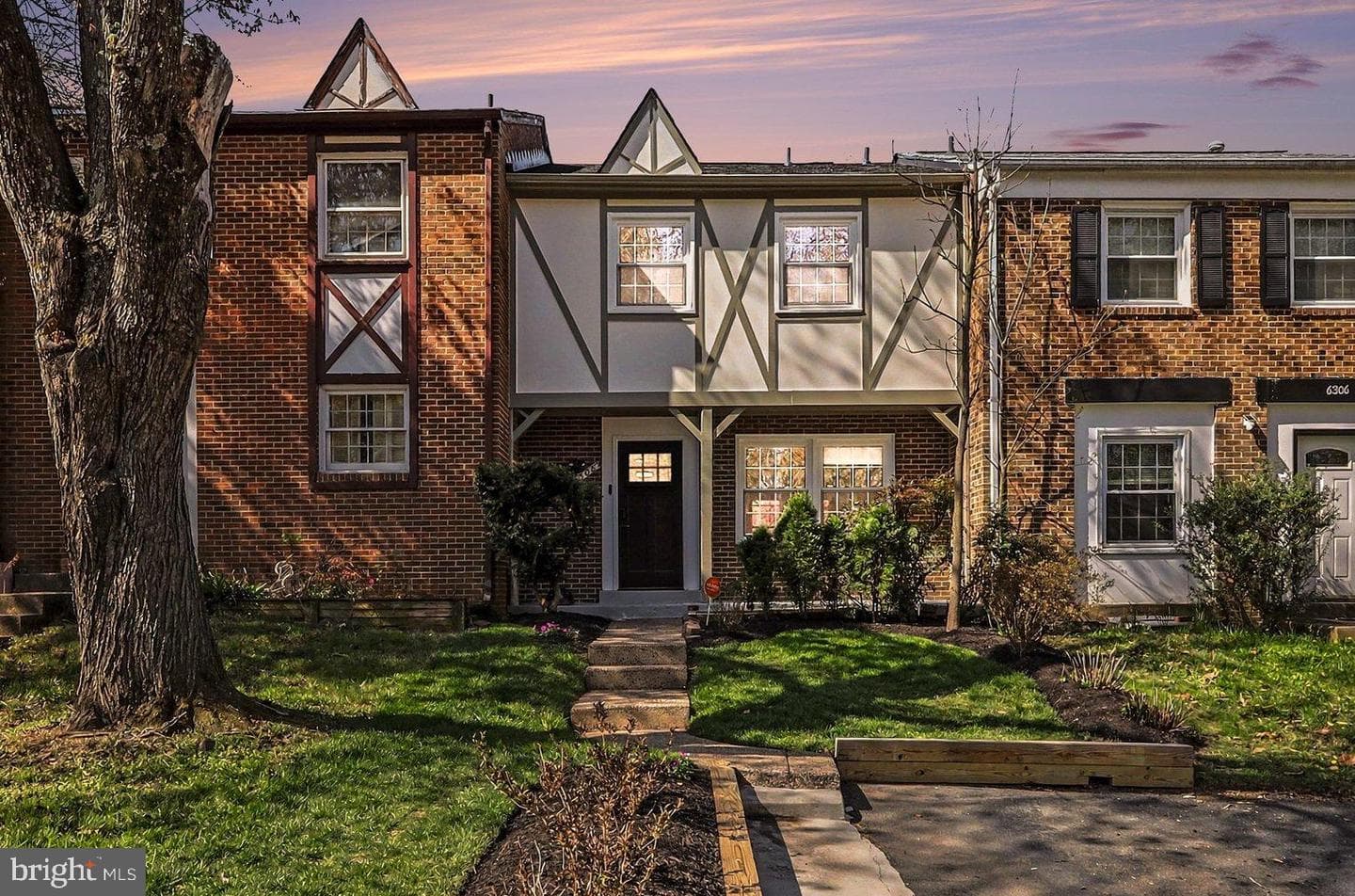 6308 Paddington Lane