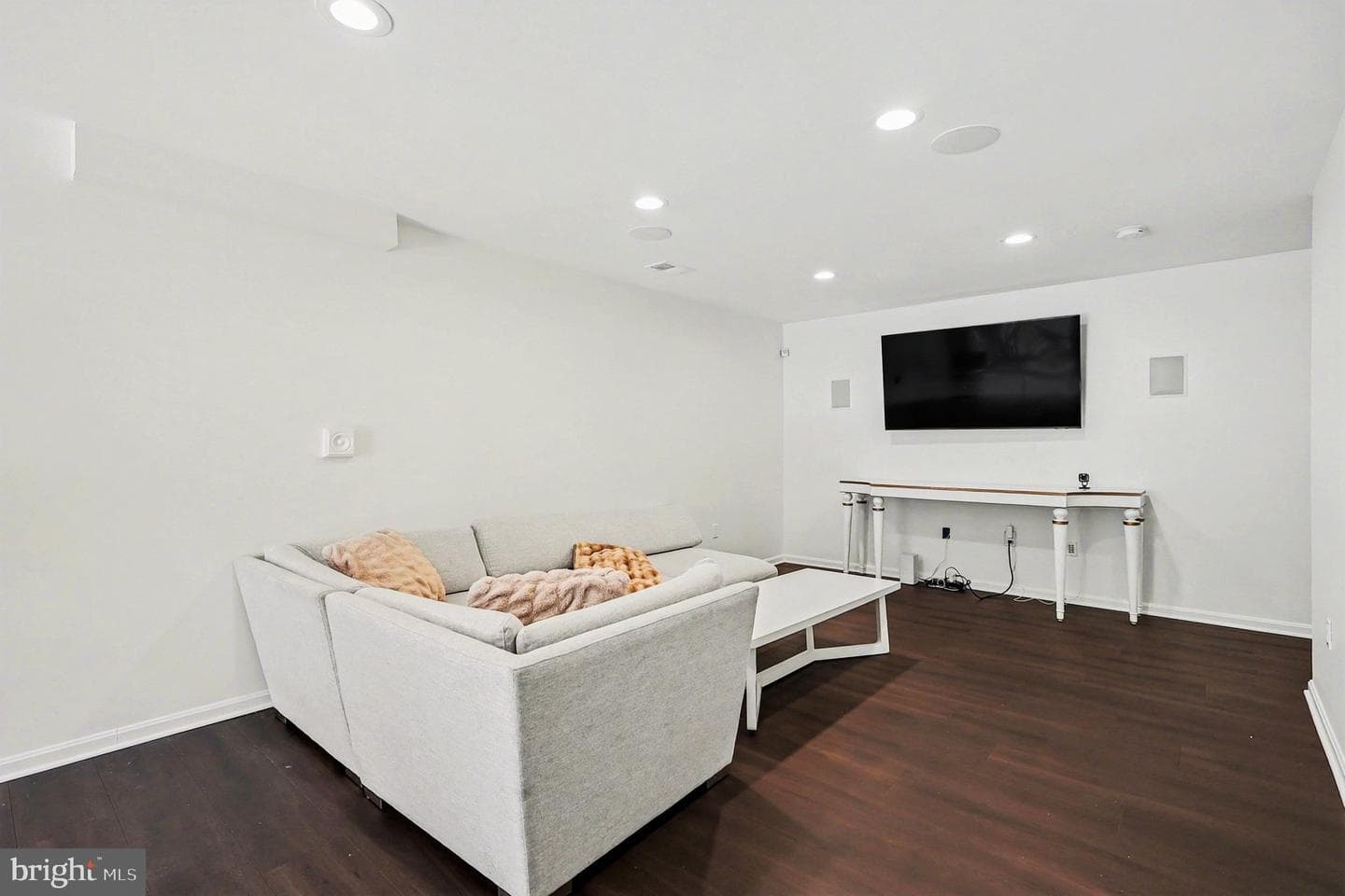 6308 Paddington Lane photo 20