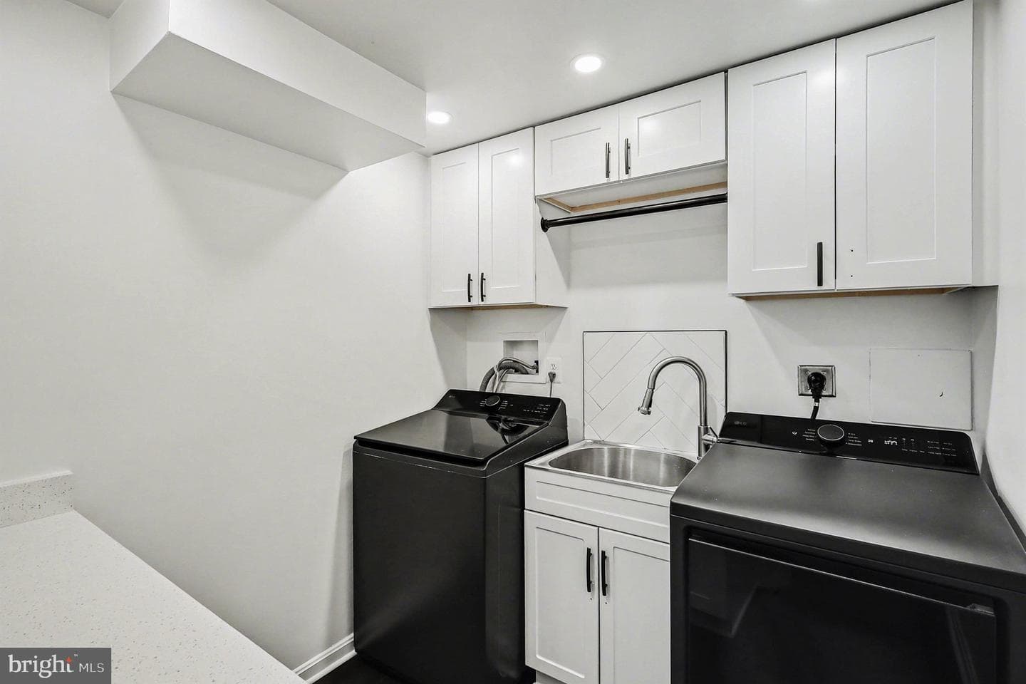 6308 Paddington Lane photo 23
