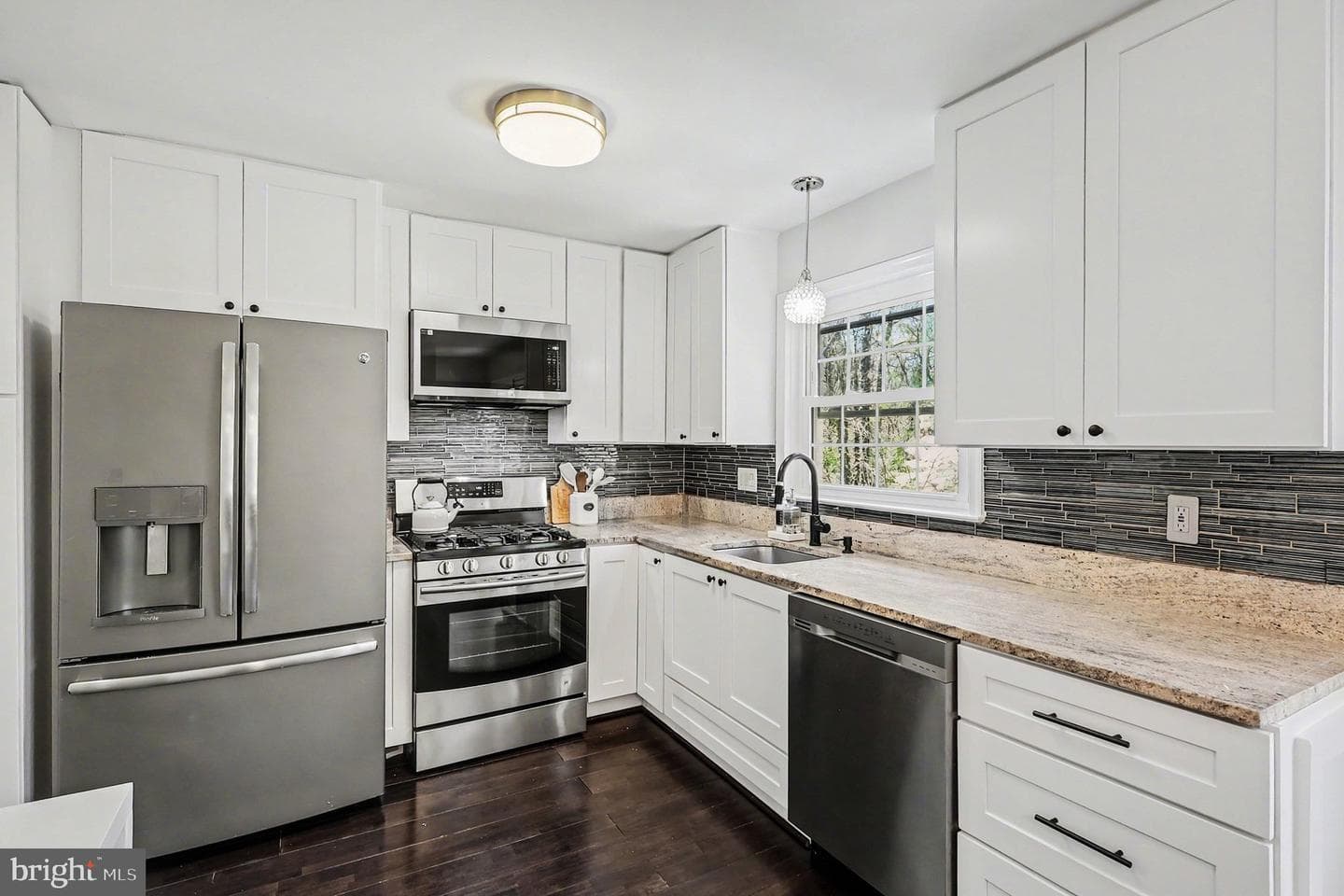 6308 Paddington Lane photo 7
